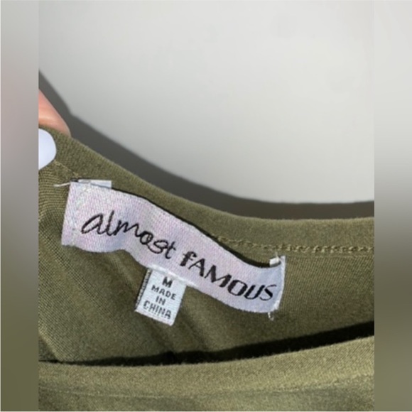Women’s Light Olive Army Green Short Sleeve Tie Front Belted Romper- Size Medium - Picture 5 of 7
